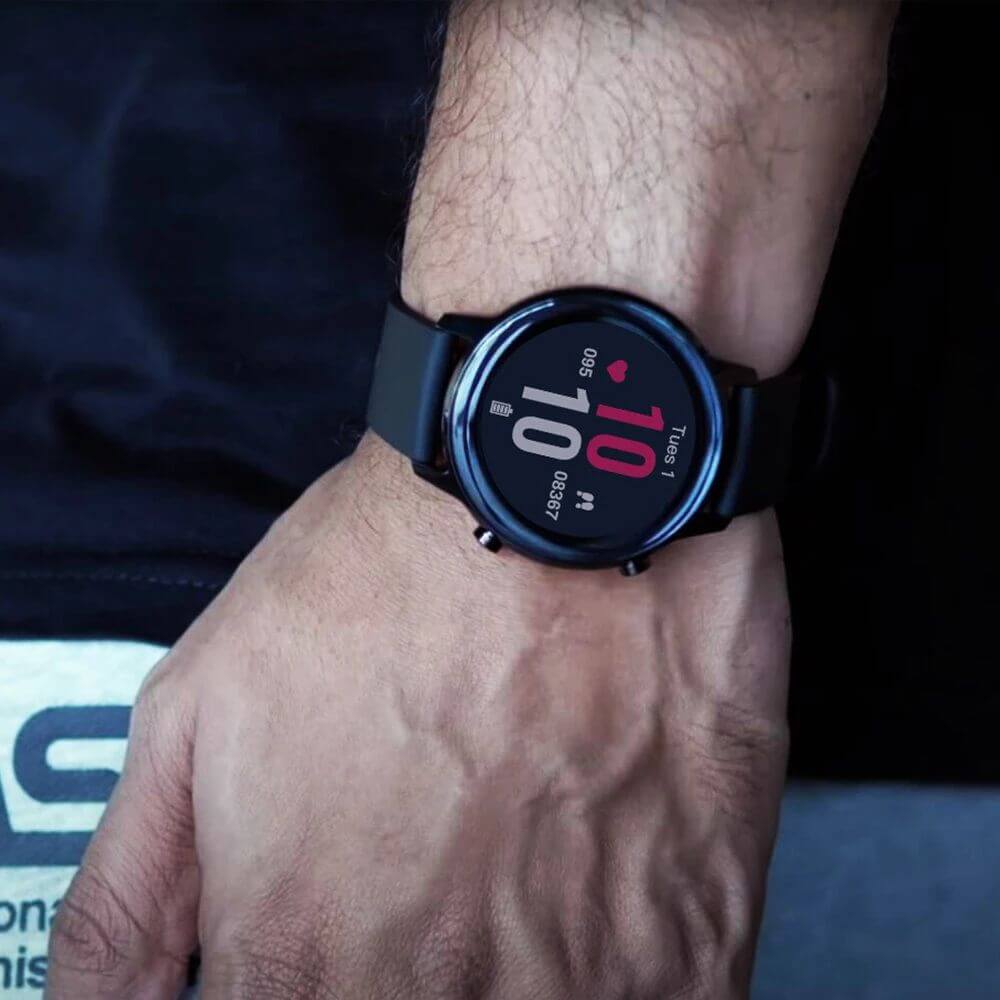 Zeblaze GTR Smartwatch on hand